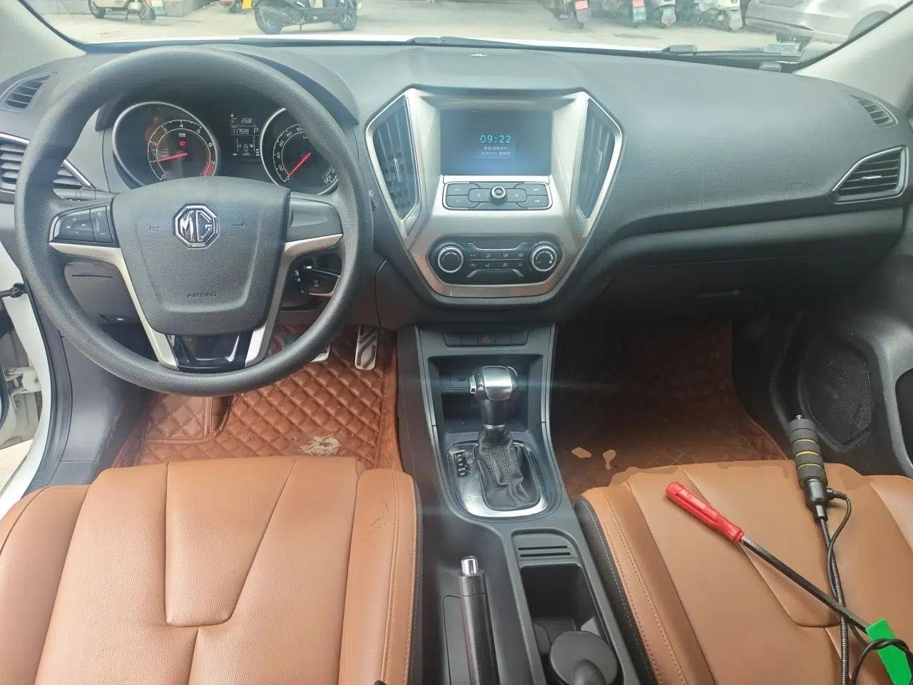 MG GT 2016 1.5T Automatic Value-Added Luxury Edition — миниатюра 9