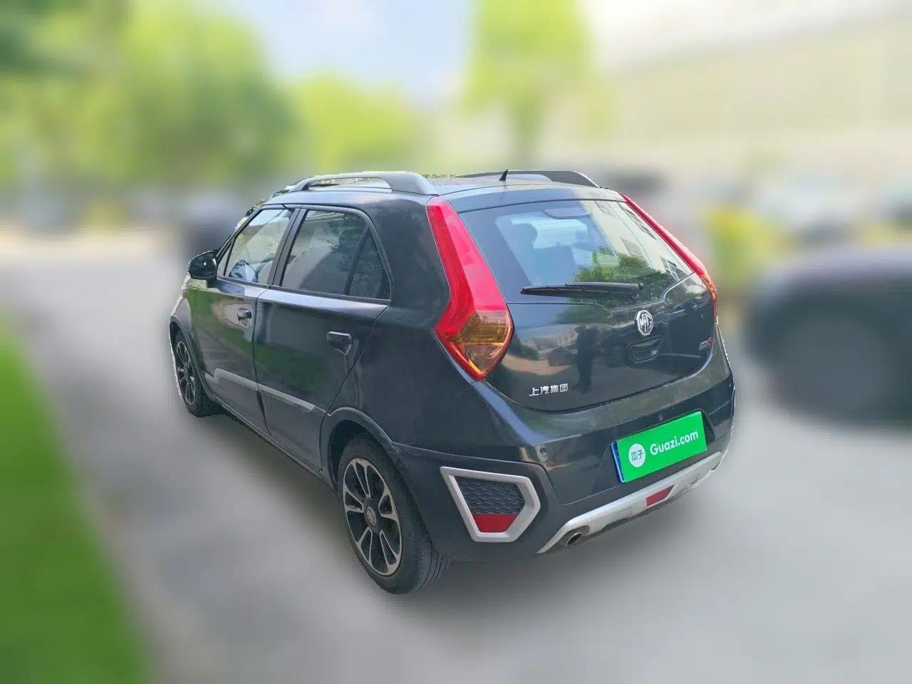 MG 3SW 2015 1.5L AMT Elite Model — миниатюра 4