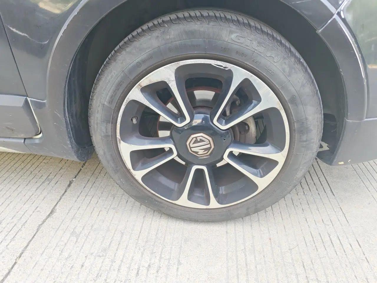 MG 3SW 2015 1.5L AMT Elite Model — миниатюра 8