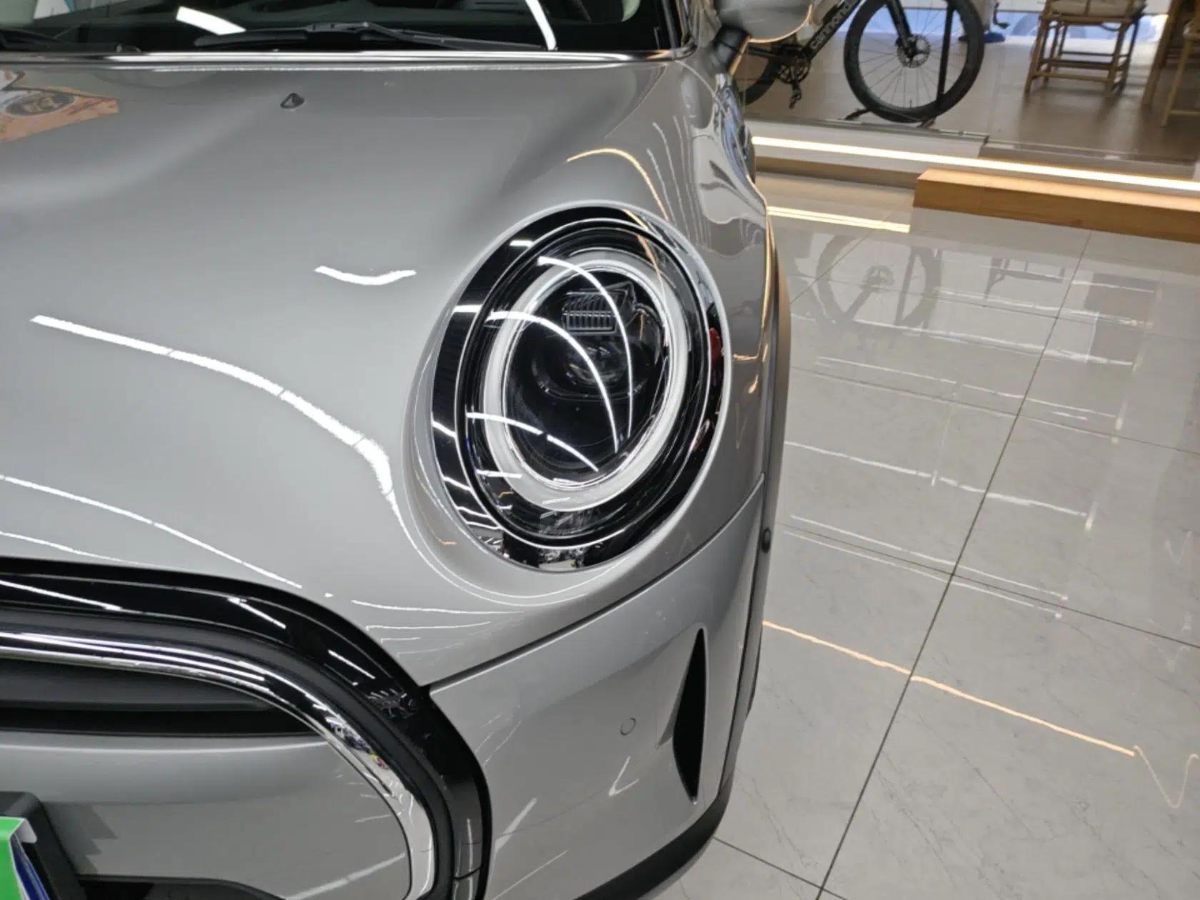 MINI 2023 1.5T ONE — миниатюра 8
