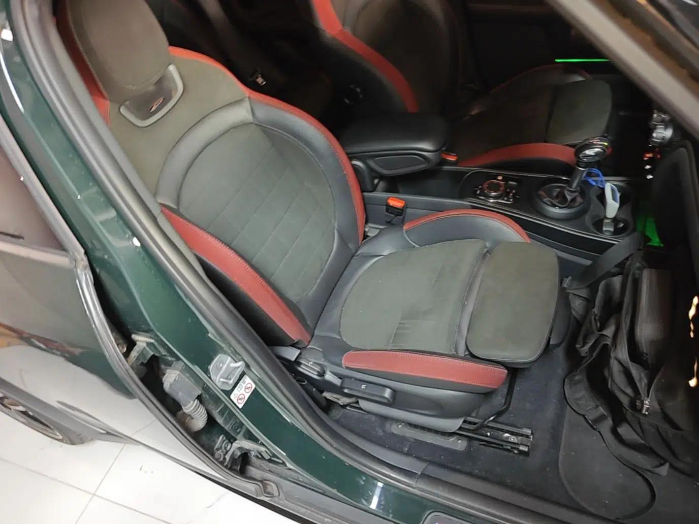 MINI JCM COUNTRYMAN 2018 2.0T JOHN COOPER WORKS ALL-IN — миниатюра 19