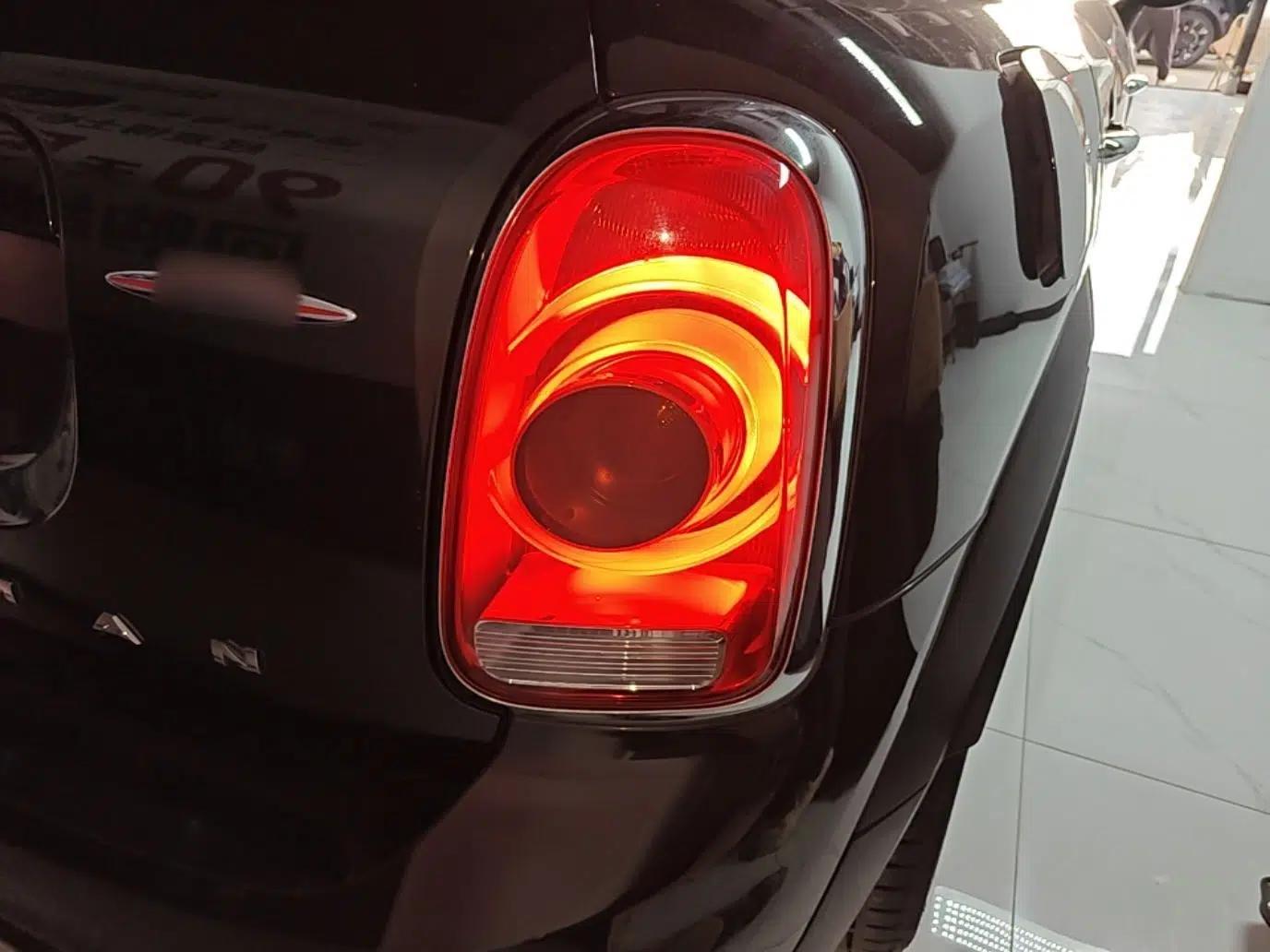 MINI JCM COUNTRYMAN 2018 2.0T JOHN COOPER WORKS ALL-IN — миниатюра 9