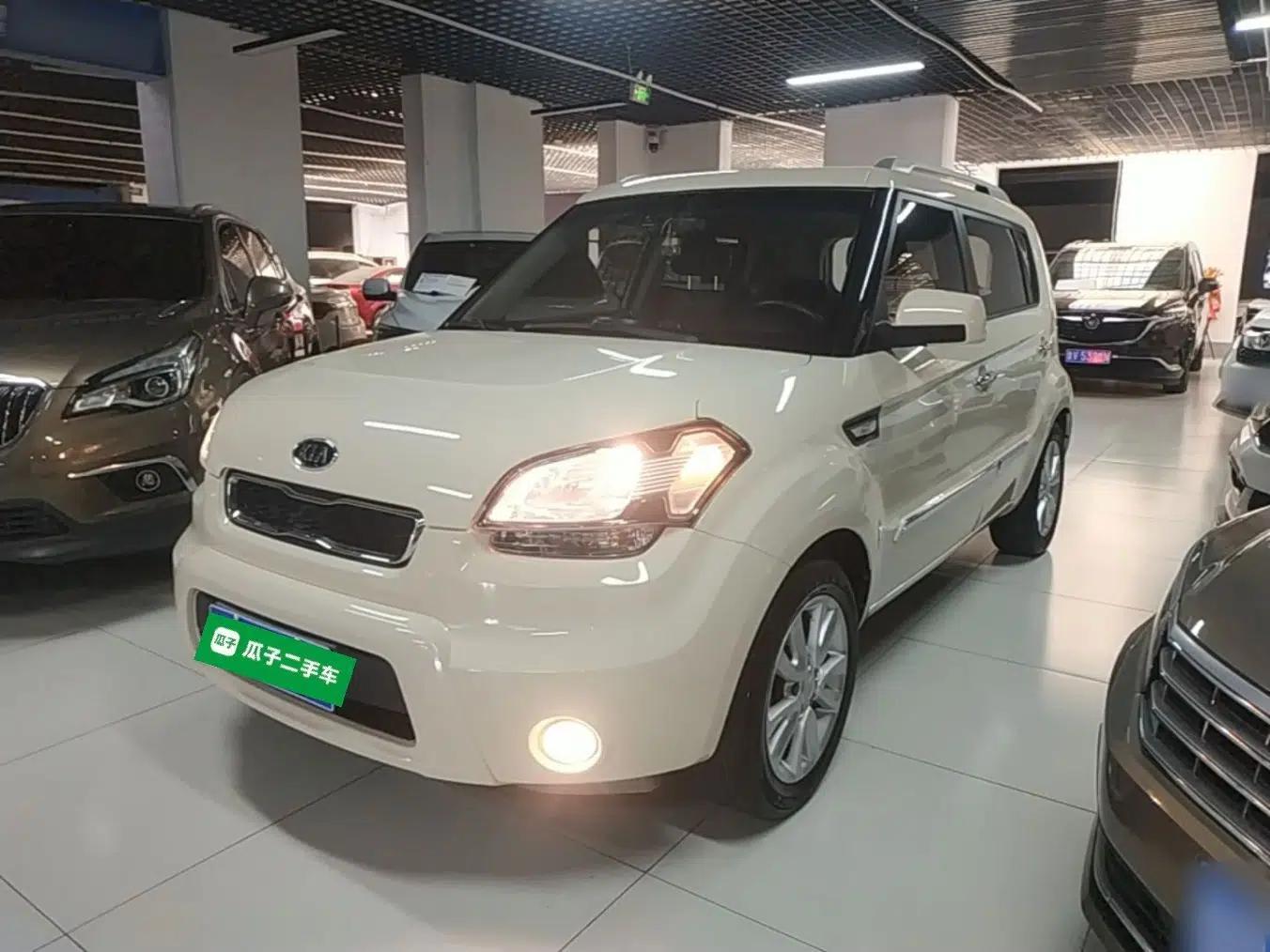 Kia Soul 2013 1.6L AT GL — миниатюра 1