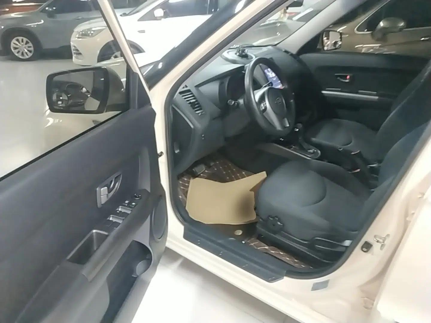 Kia Soul 2013 1.6L AT GL — миниатюра 18