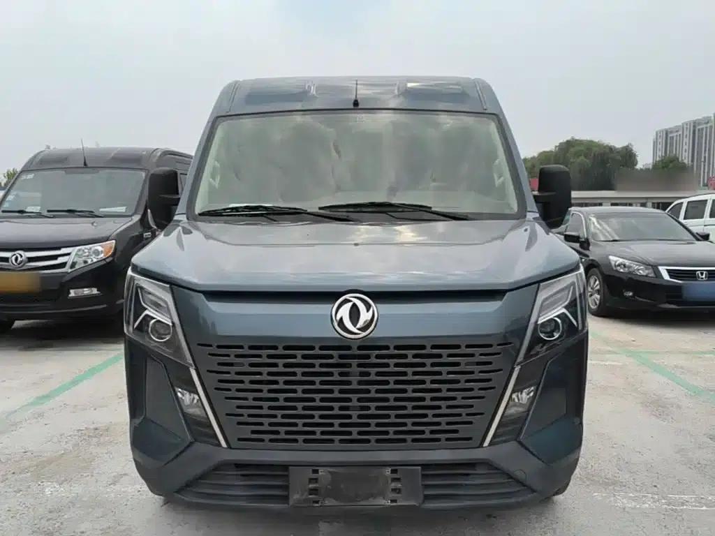 Yufeng 2023 V9+ 2.3T Manual Front-Wheel Drive Van with Short Wheelbase, Mid-Roof, 3 Seats — миниатюра 3