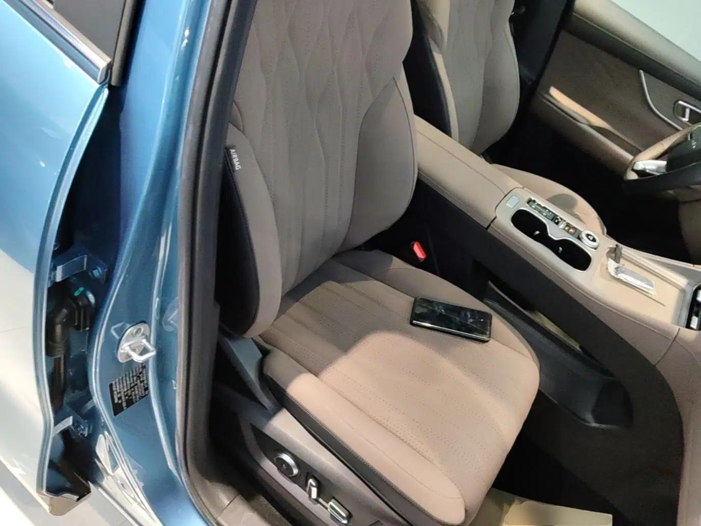 Chery Tiggo 8 PLUS C-DM 2025 1.5T 116 km Prestige Version 5 Seats — миниатюра 24