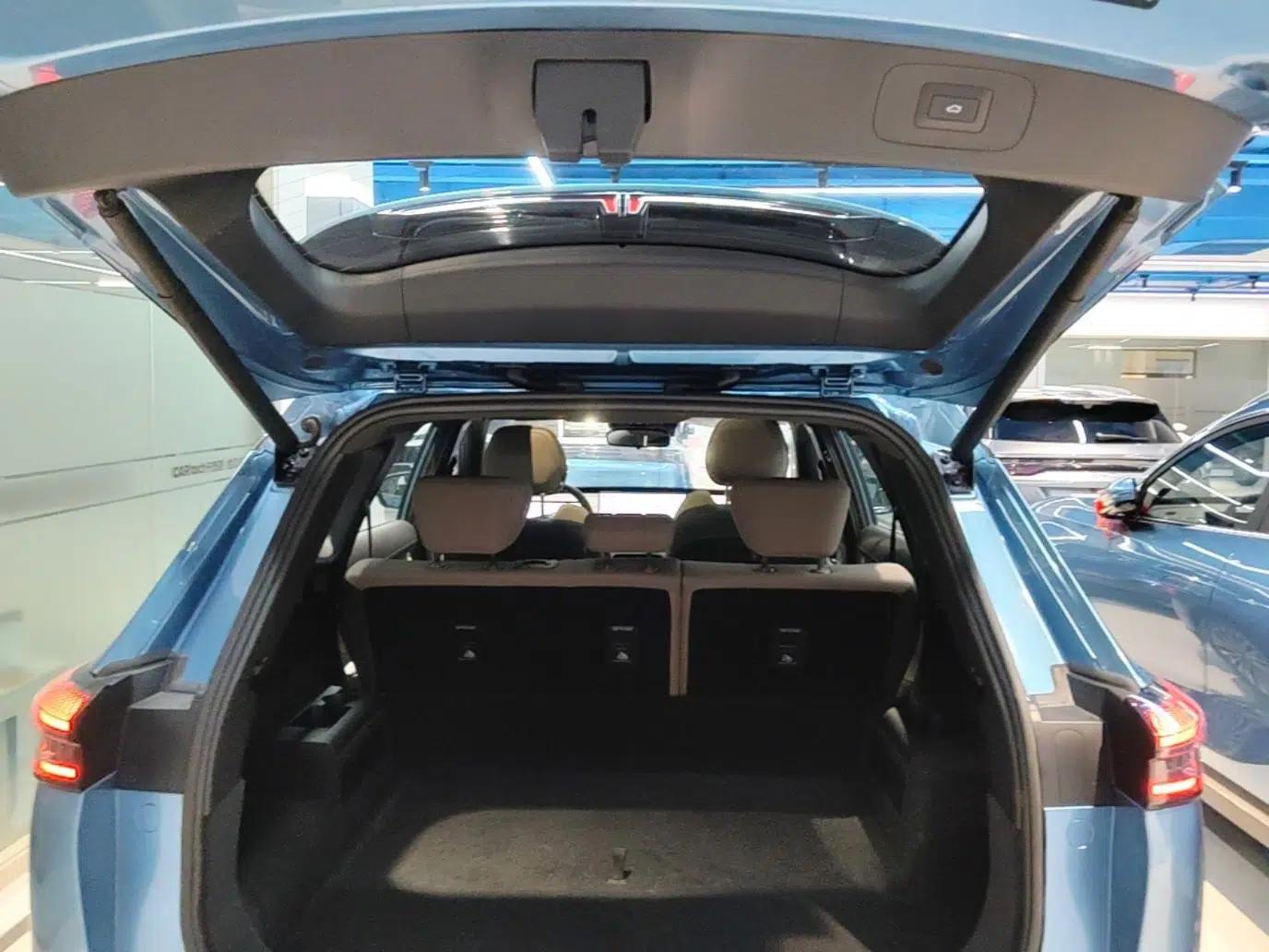 Chery Tiggo 8 PLUS C-DM 2025 1.5T 116 km Prestige Version 5 Seats — миниатюра 27