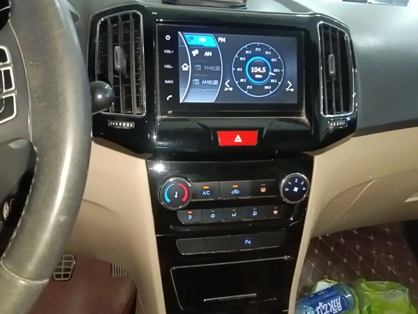 Chery E3 2015 1.5L Manual ZhiShang Model — миниатюра 15