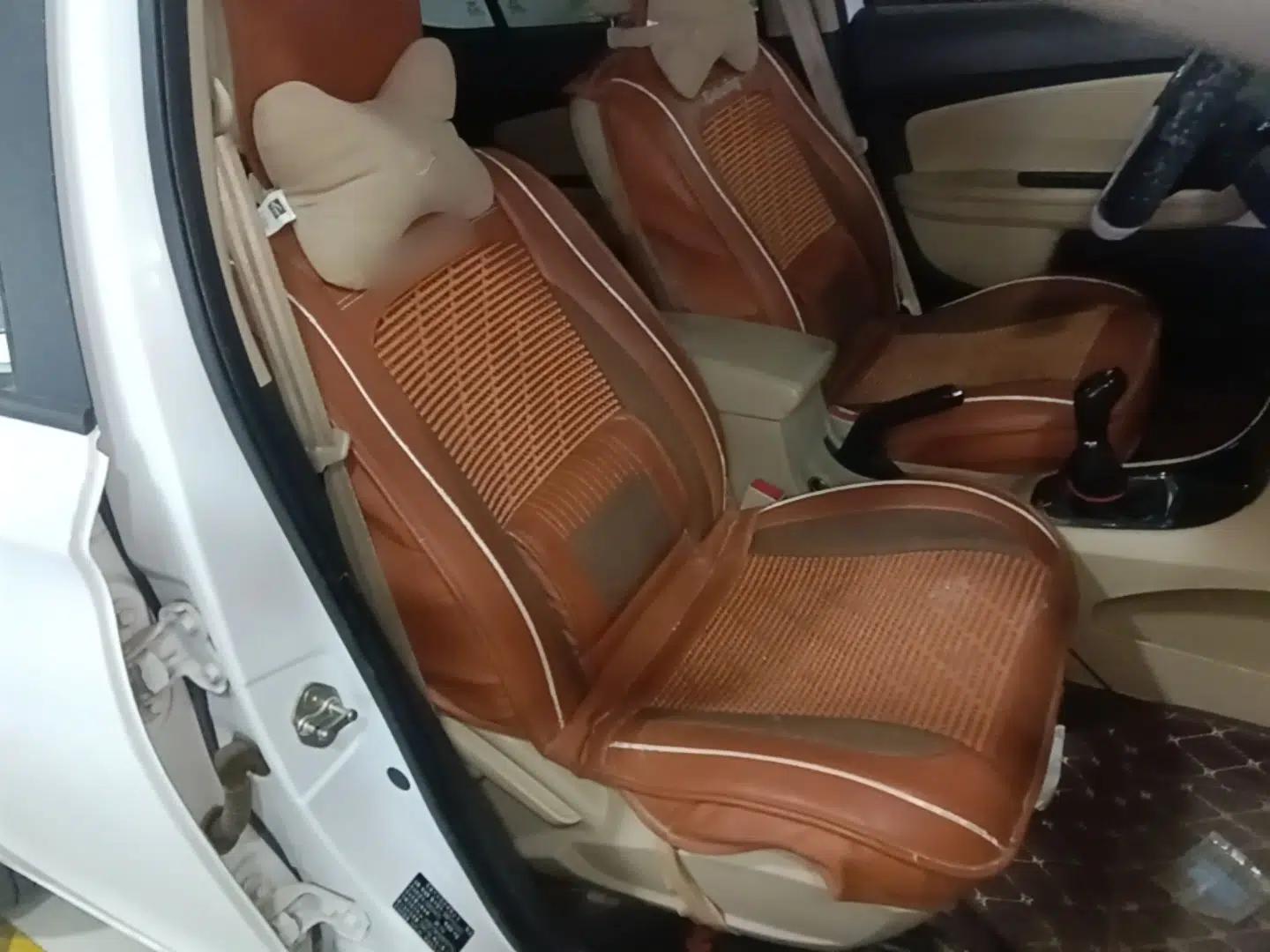 Chery E3 2015 1.5L Manual ZhiShang Model — миниатюра 19
