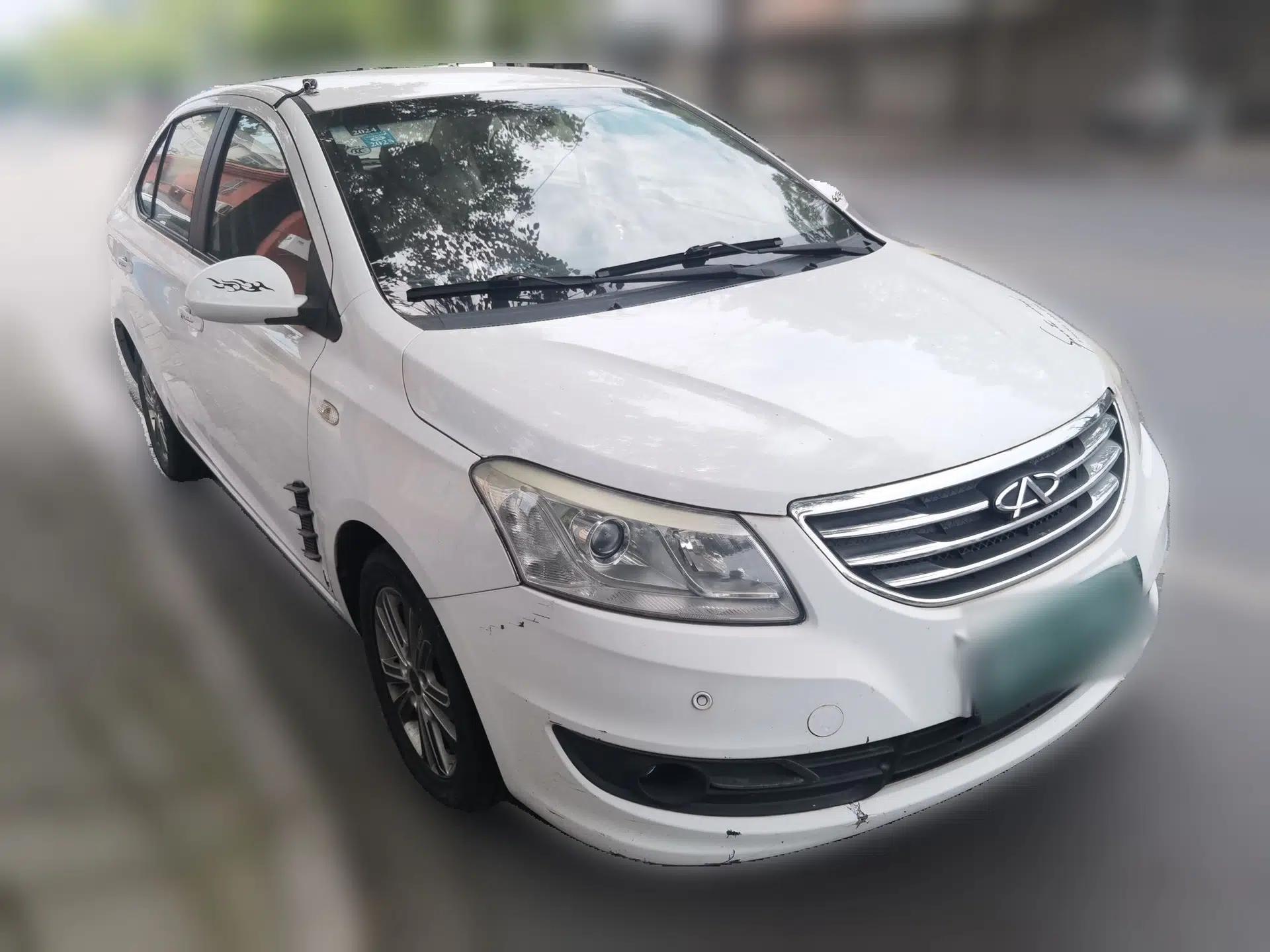 Chery E3 2013 1.5L Manual ZhiShang Model — миниатюра 3