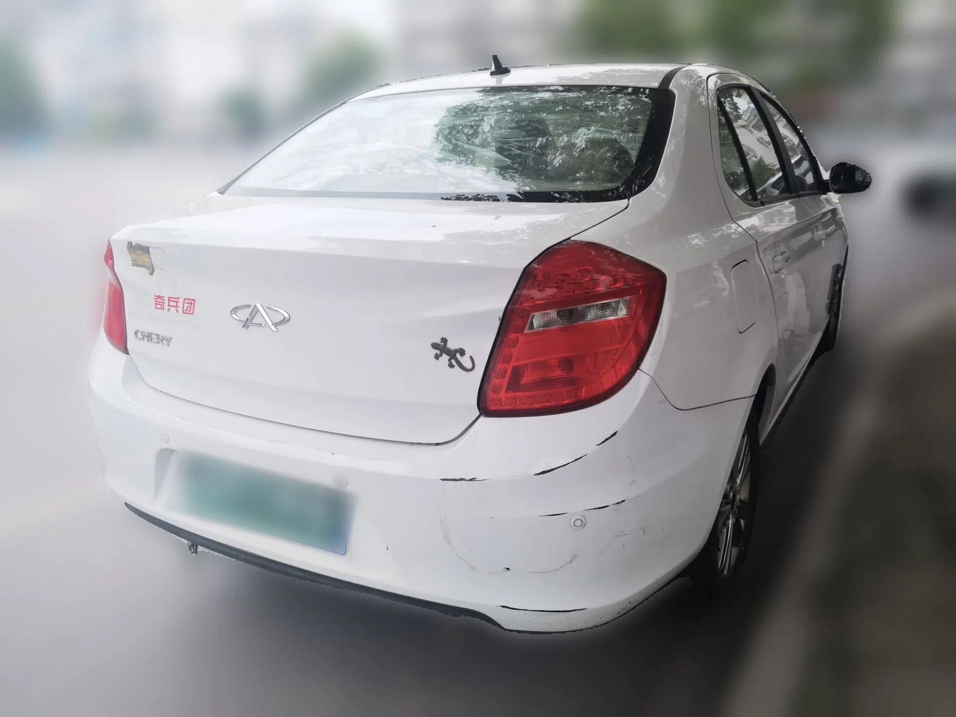 Chery E3 2013 1.5L Manual ZhiShang Model — миниатюра 6