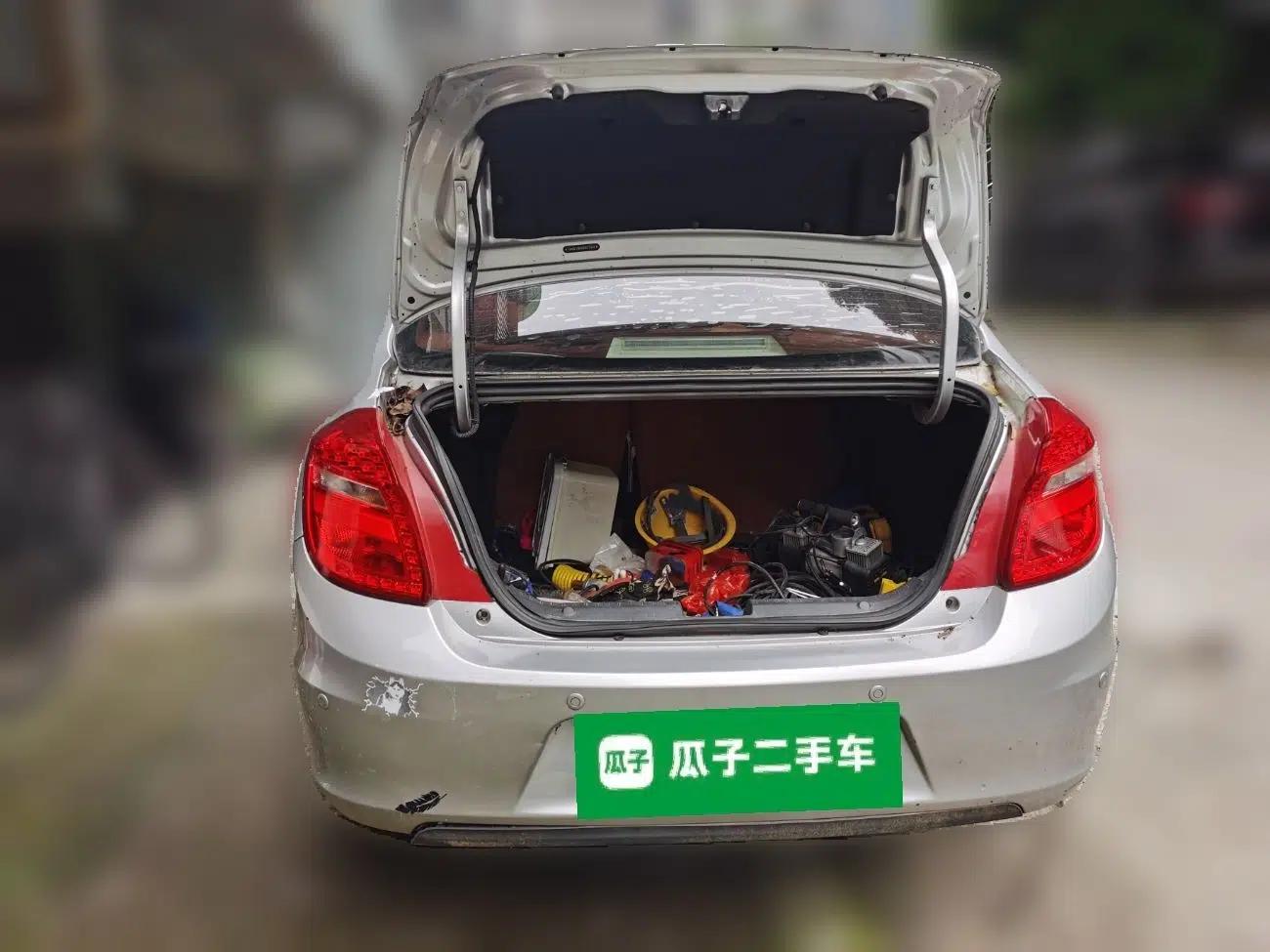 Chery E3 2013 1.5L Manual Fashion Model — миниатюра 19