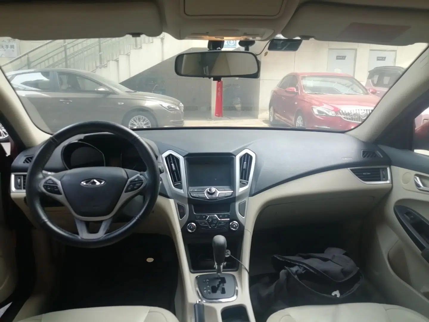 Chery Arrizo 7 2013 1.6L CVT ZhiShang Edition — миниатюра 12