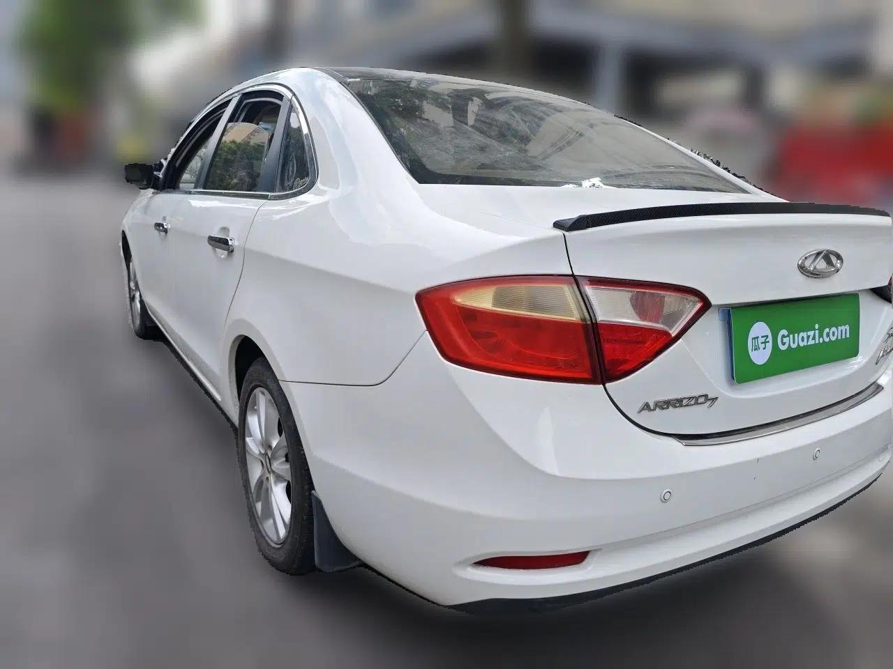 Chery Arrizo 7 2013 1.6L Manual Zhi Ling Edition — миниатюра 4
