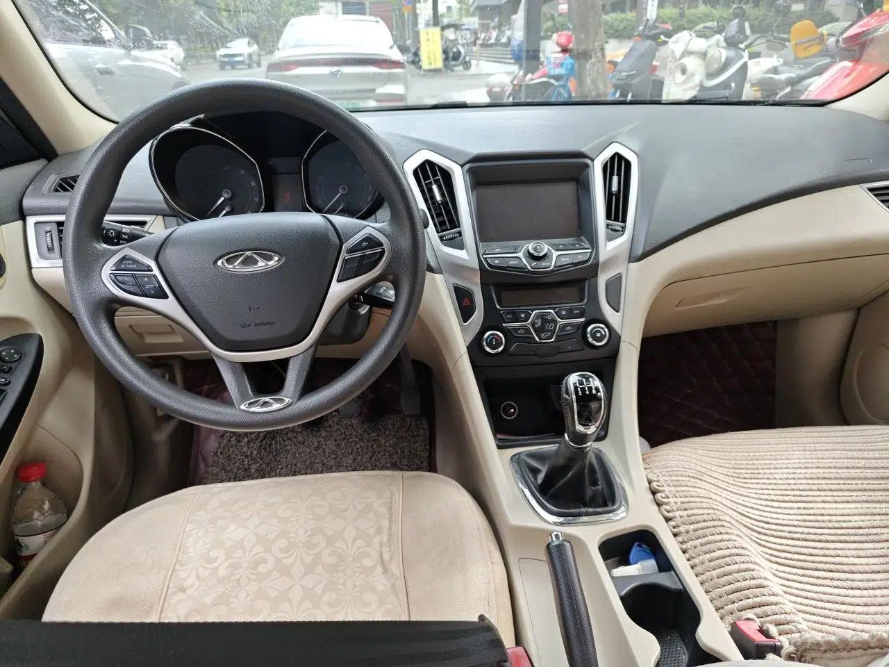 Chery Arrizo 7 2013 1.6L Manual Zhi Ling Edition — миниатюра 9