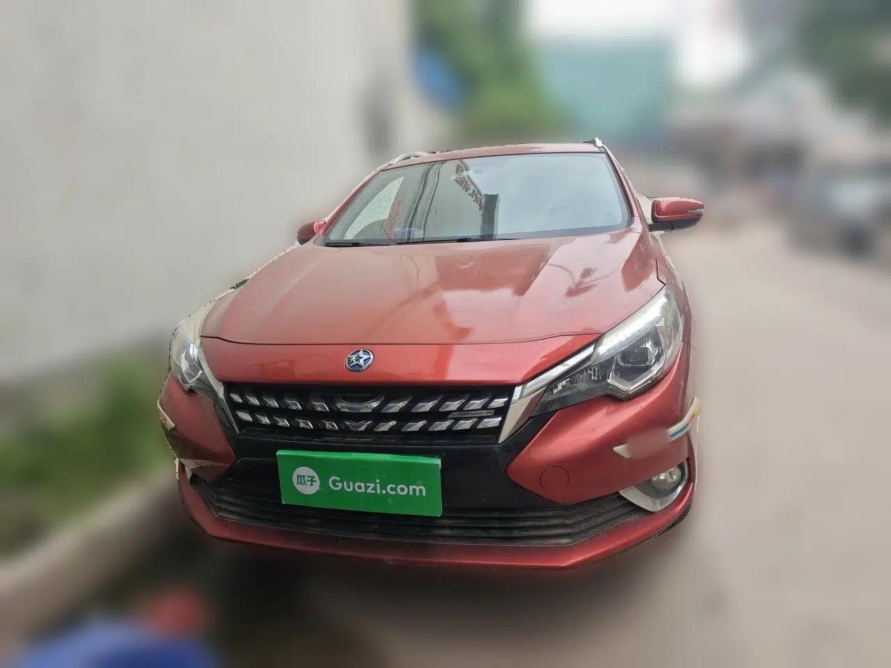 Venucia T90 2018 2.0L CVT Smart Connect Luxury Edition China V Standard — миниатюра 2