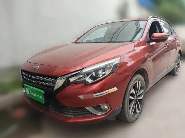 Venucia T90 2018 2.0L CVT Smart Connect Luxury Edition China V Standard