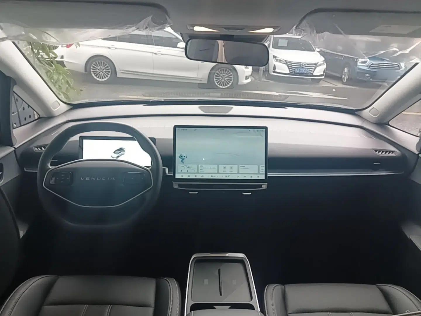 Venucia VX6 2024 520 Executive Edition — миниатюра 12