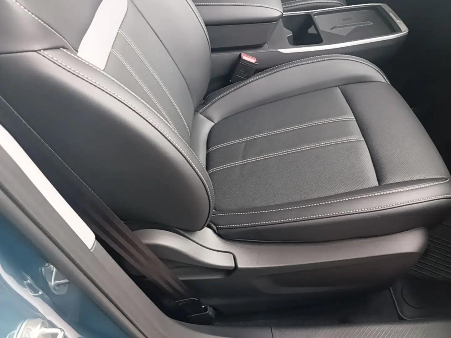 Venucia VX6 2024 520 Executive Edition — миниатюра 19