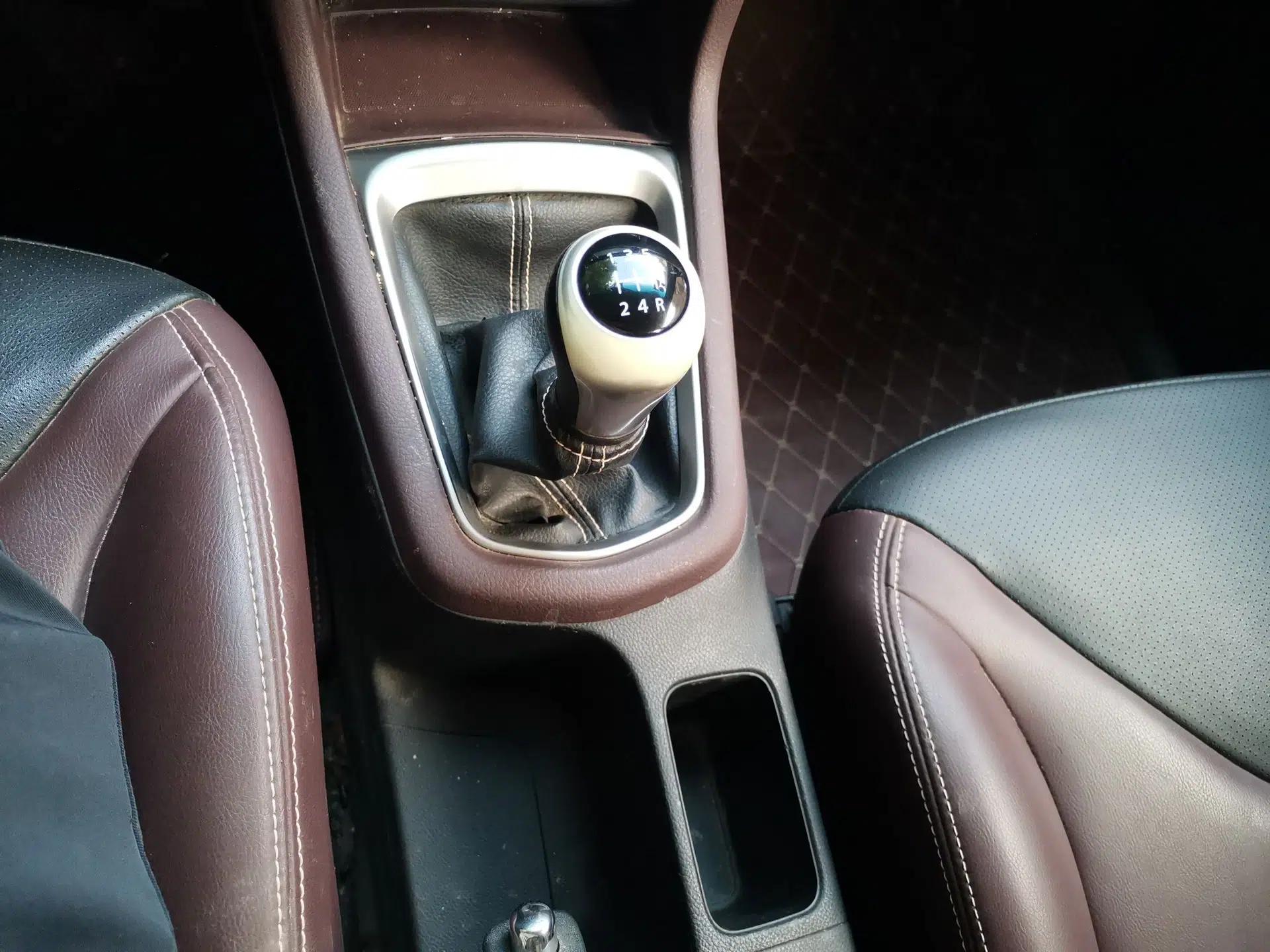 Venucia M50V 2017 1.5L XL Manual Comfort Edition — миниатюра 14