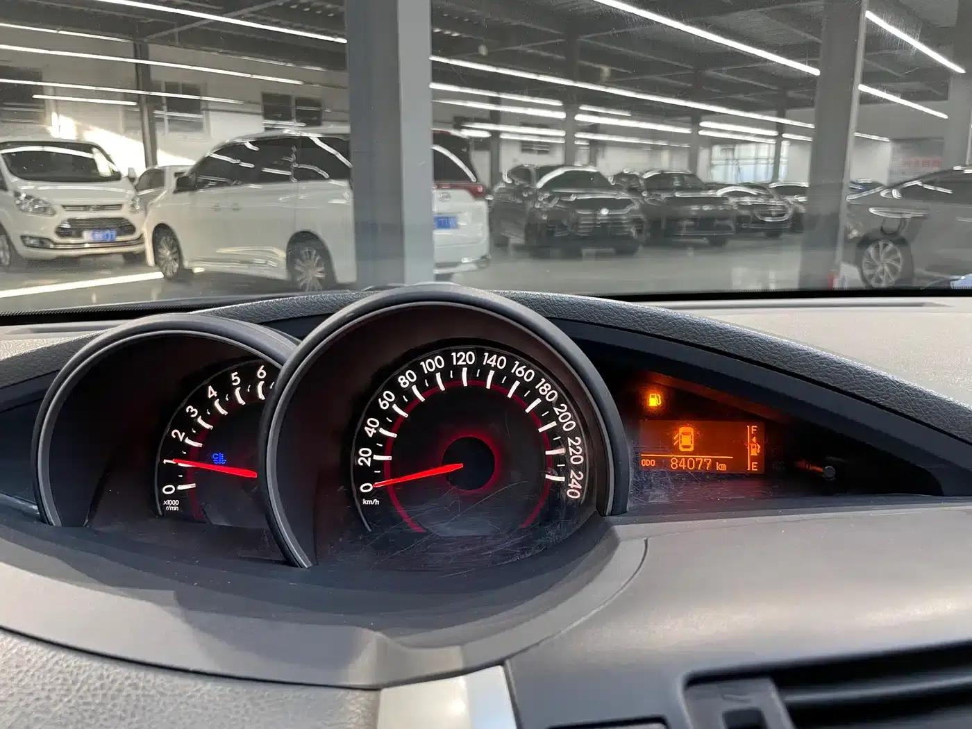 E'Z 2014 Star Shine 180E CVT Elite Edition — миниатюра 9