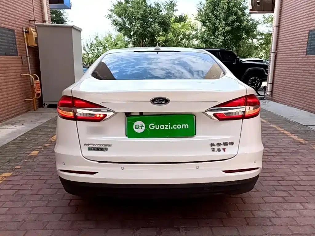 Mondeo PHEV 2018 2.0 PHEV Intelligent Control Fashion Model (National VI Emission Standard) — миниатюра 6