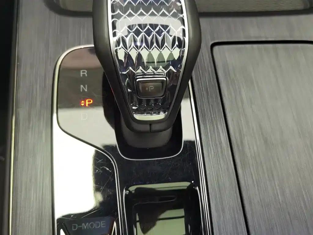 Trumpchi ES9 2024 PHEV 143km Max — миниатюра 13