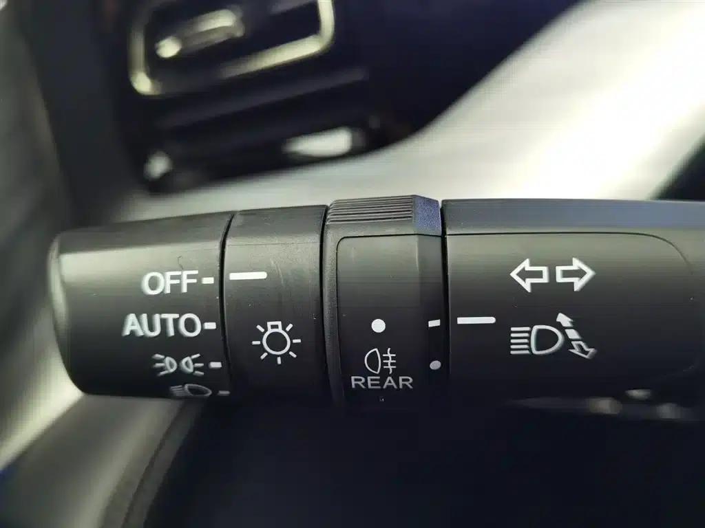 Trumpchi ES9 2024 PHEV 143km Max — миниатюра 21