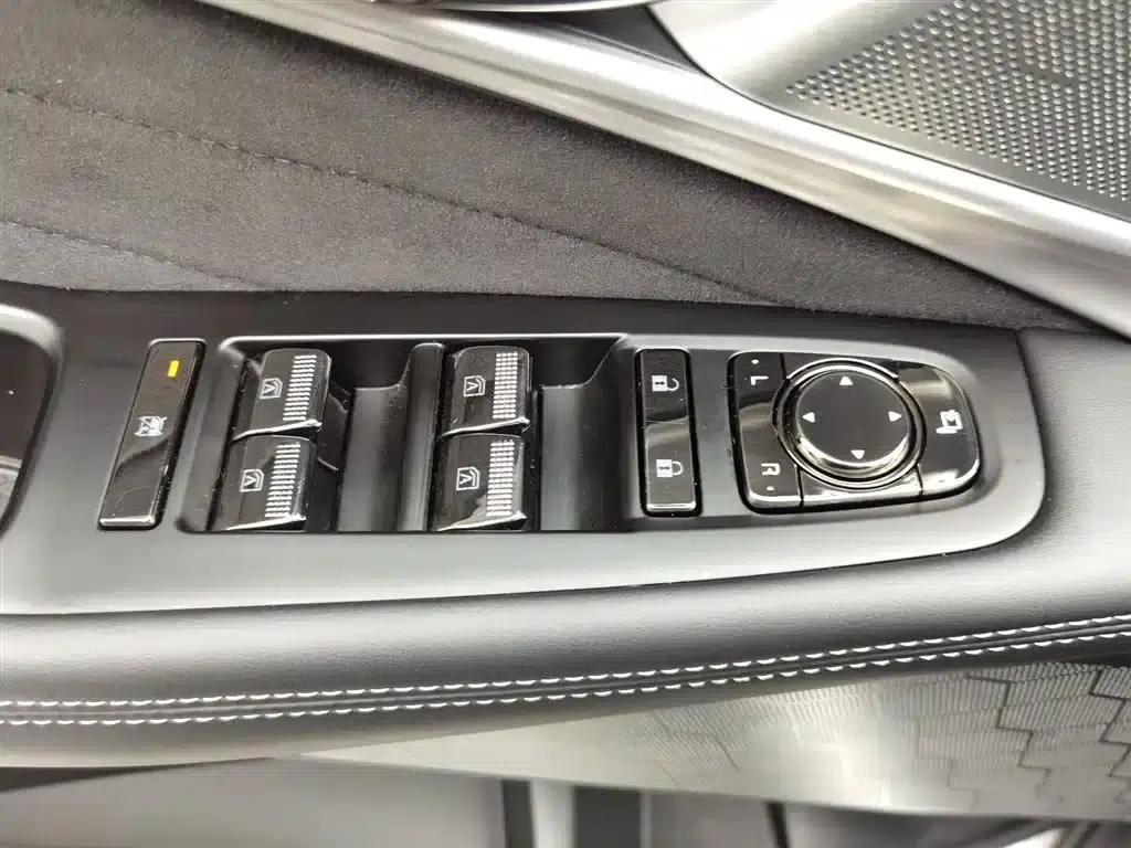 Trumpchi ES9 2024 PHEV 143km Max — миниатюра 9