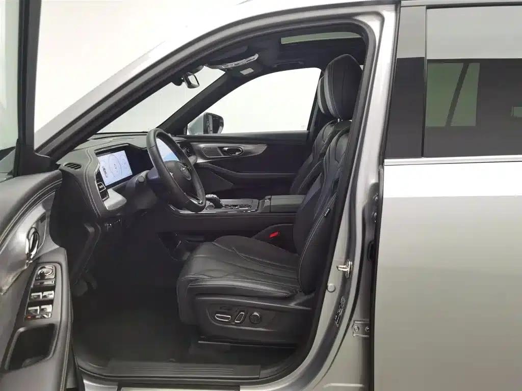 Trumpchi ES9 2024 PHEV 143km Max — миниатюра 10
