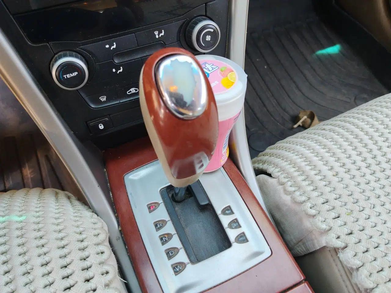 Roewe 550 2010 550D 1.8T Automatic Luxury Edition — миниатюра 14