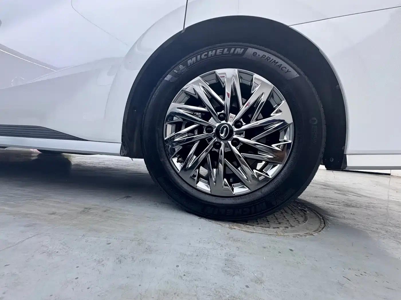 Trumpchi Aspiration M8 2025 Qiankun Series Ultra First Class — миниатюра 21