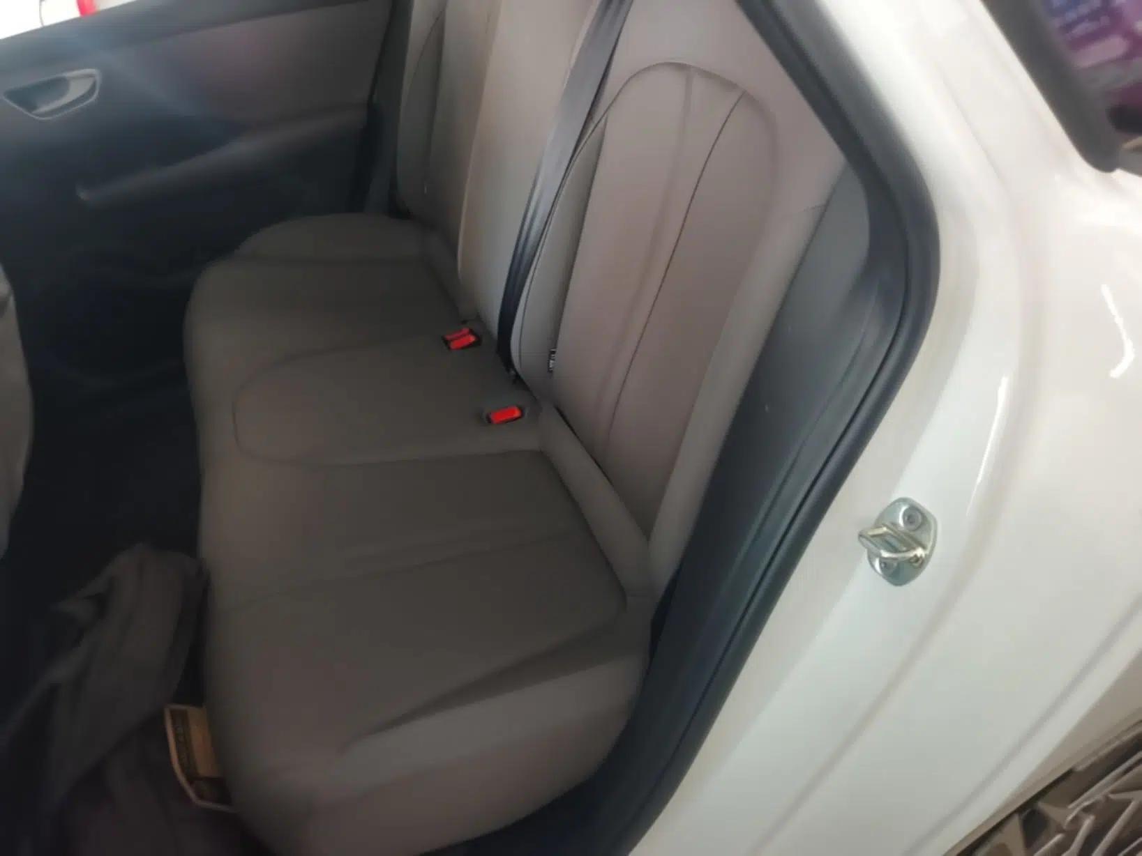 Roewe D6 2025 450 km Premium Edition — миниатюра 25