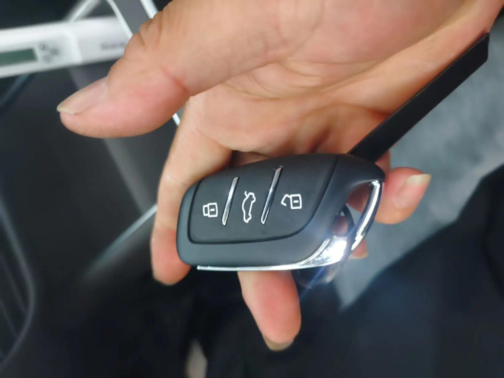 Roewe D6 2025 450 km Premium Edition — миниатюра 28
