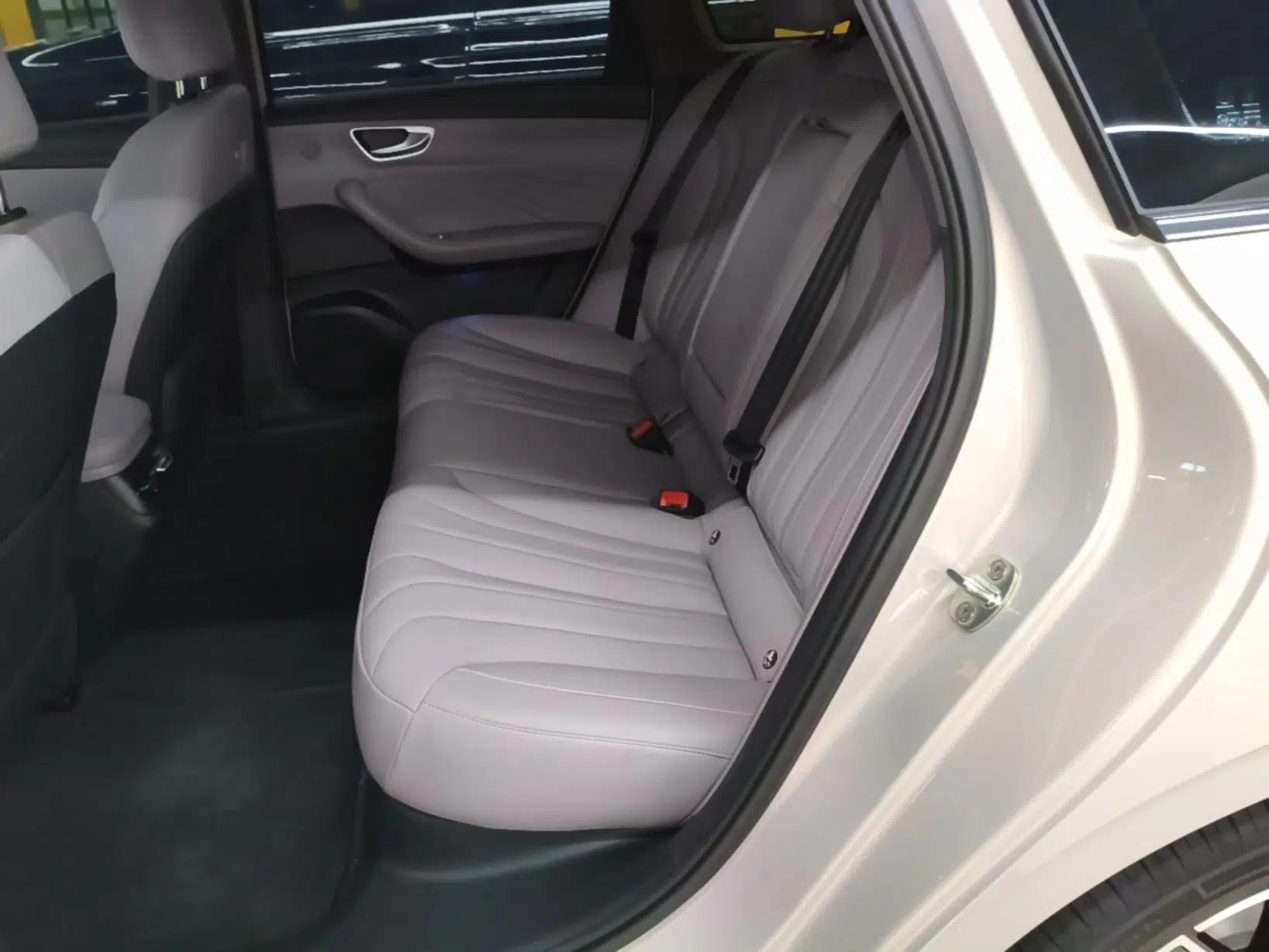 Roewe M7 DMH 2025 Model 160km Enjoyment Version — миниатюра 20