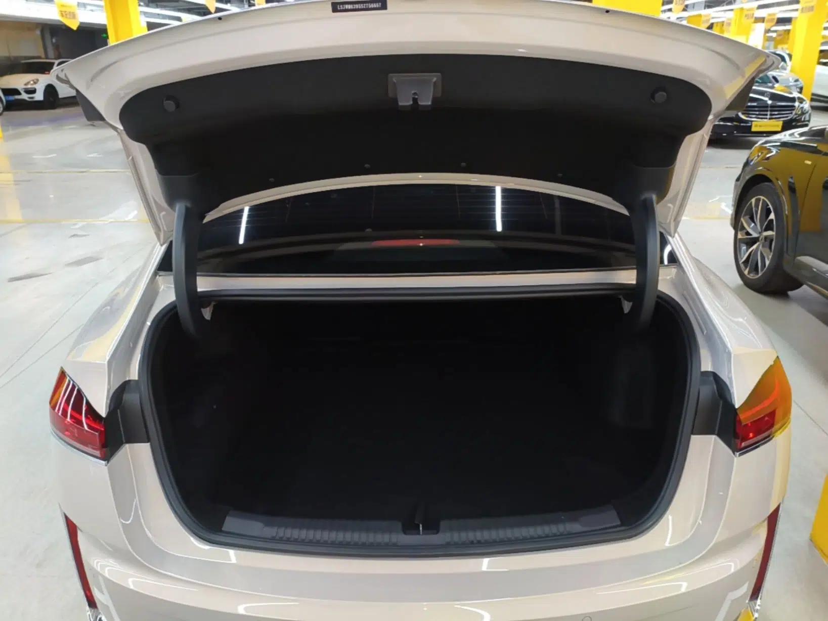 Roewe M7 DMH 2025 Model 160km Enjoyment Version — миниатюра 22