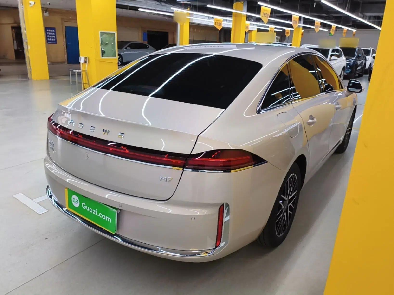Roewe M7 DMH 2025 Model 160km Enjoyment Version — миниатюра 6