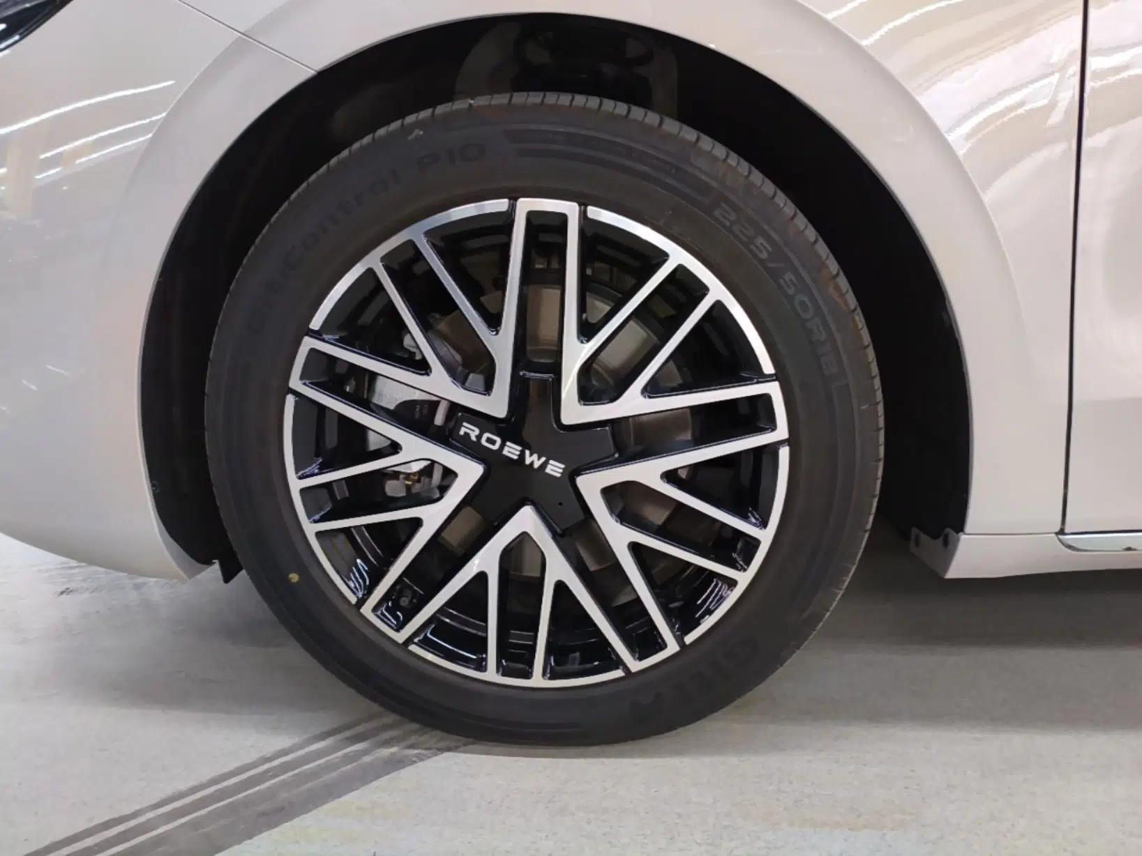 Roewe M7 DMH 2025 Model 160km Enjoyment Version — миниатюра 10