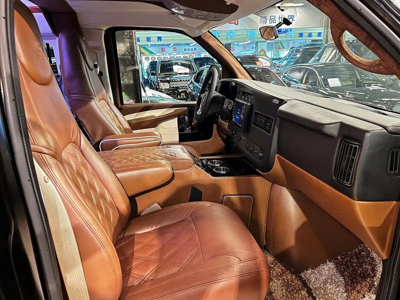 SAVANA 2016款 5.3L 1500 四驱典藏版 — миниатюра 11