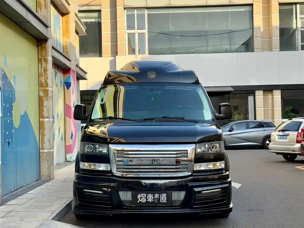 2014 SAVANA 5.3L AWD Leader Edition — миниатюра 2