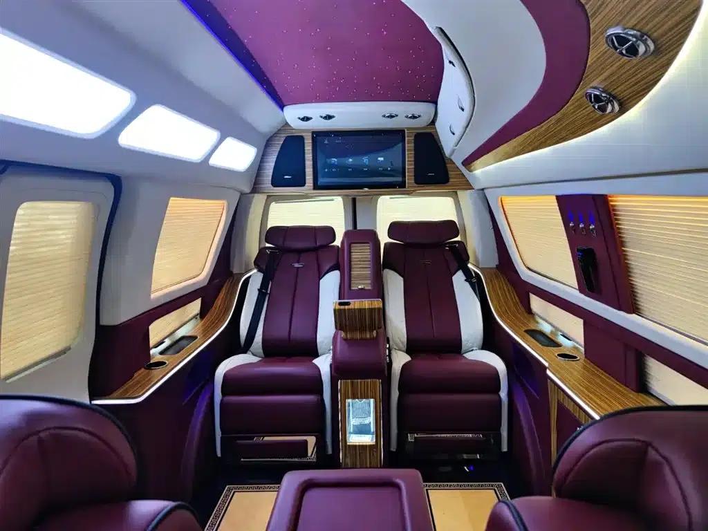 2014 SAVANA 5.3L AWD Leader Edition — миниатюра 12