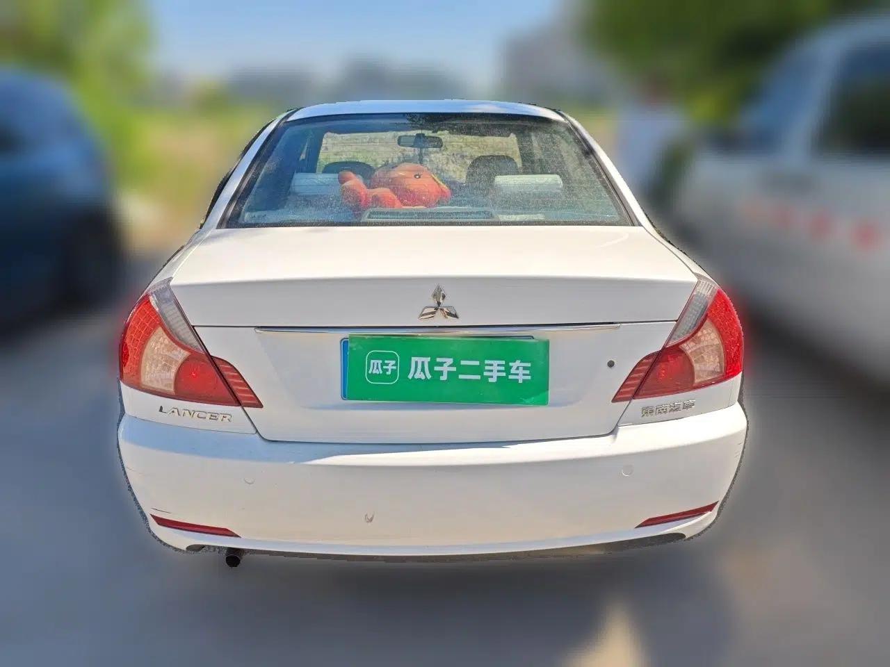 Mitsubishi LANCER 2012 1.6L Manual Comfort Edition SEi — миниатюра 5