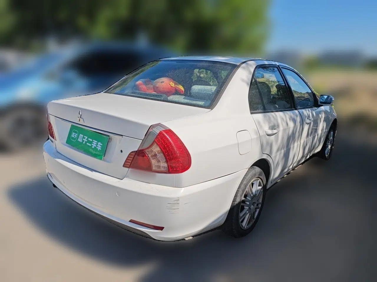 Mitsubishi LANCER 2012 1.6L Manual Comfort Edition SEi — миниатюра 6