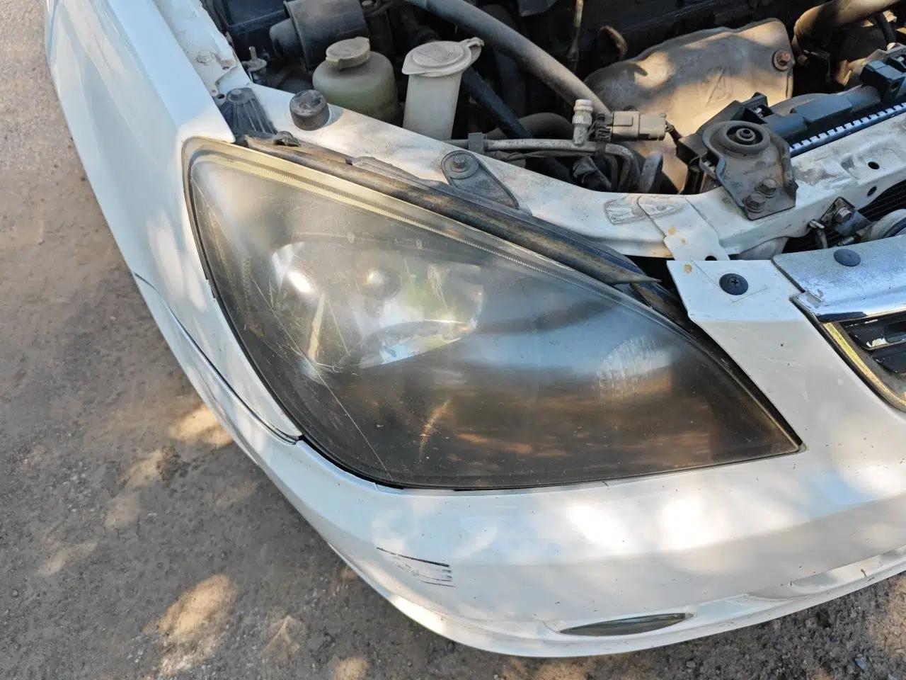 Mitsubishi LANCER 2012 1.6L Manual Comfort Edition SEi — миниатюра 7