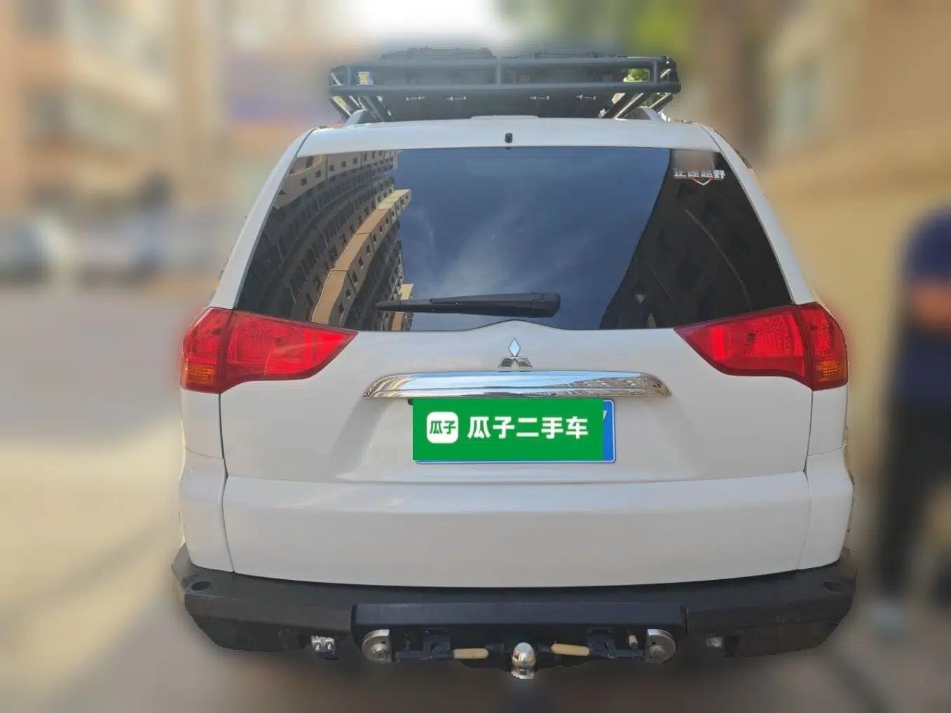 Mitsubishi Pajero Sport 2013 3.0L Automatic 4x4 Flagship Edition — миниатюра 5