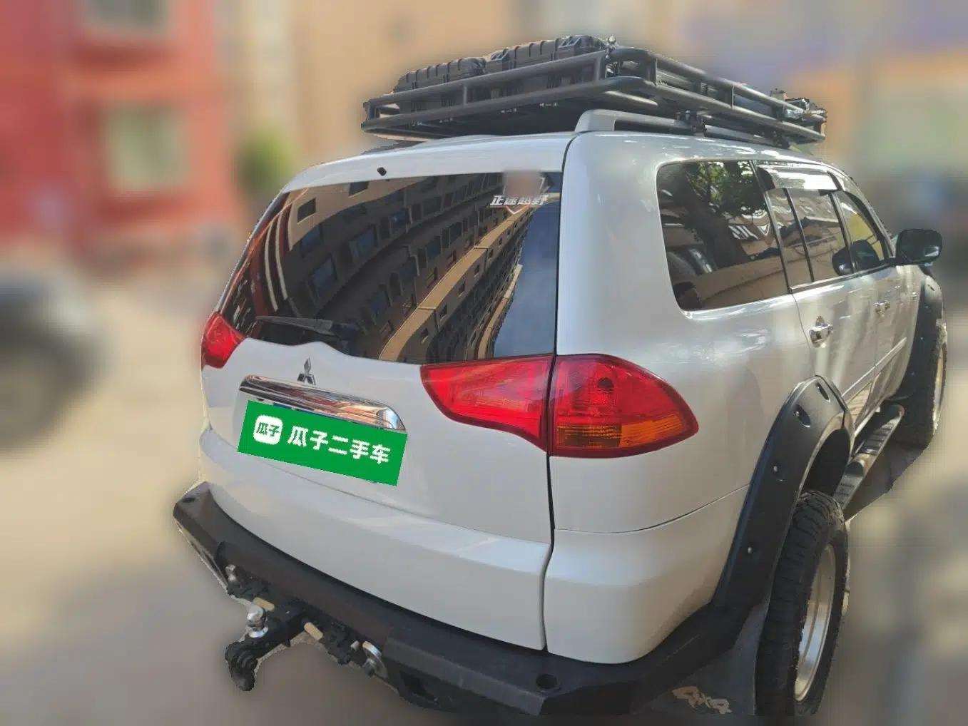 Mitsubishi Pajero Sport 2013 3.0L Automatic 4x4 Flagship Edition — миниатюра 6