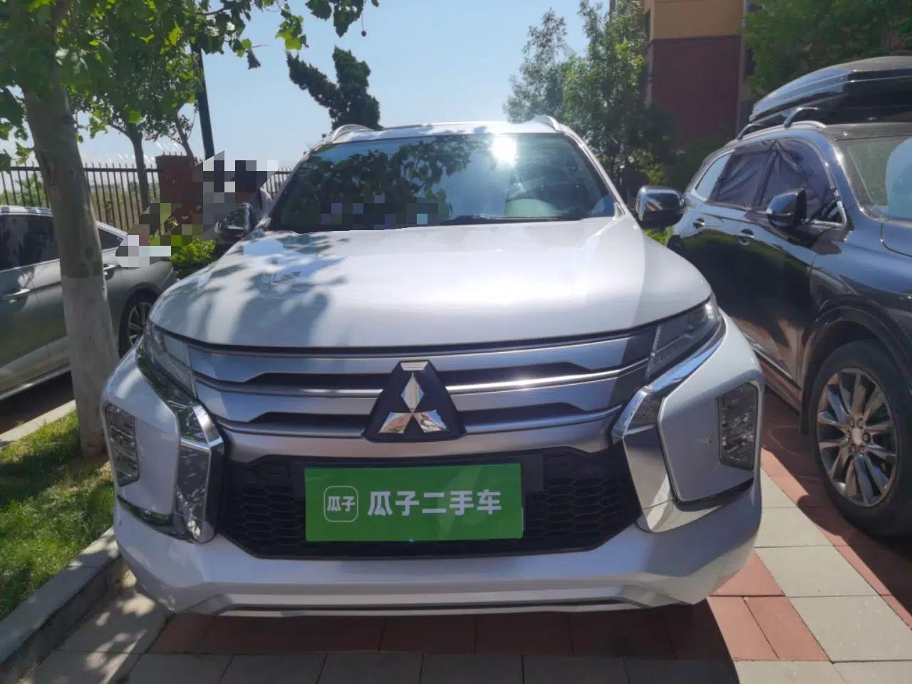 Mitsubishi Pajero Sport — миниатюра 2