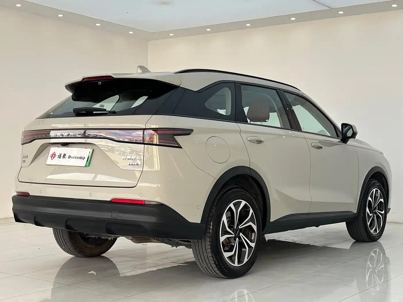 Haval Xiaolong MAX 2025 Hi4 165 Ultra Smart Driving Edition — миниатюра 12