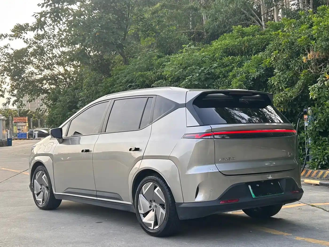 Hycan Z03 2022 Model 510km Trendy Edition 135kW 63.98kWh — миниатюра 6