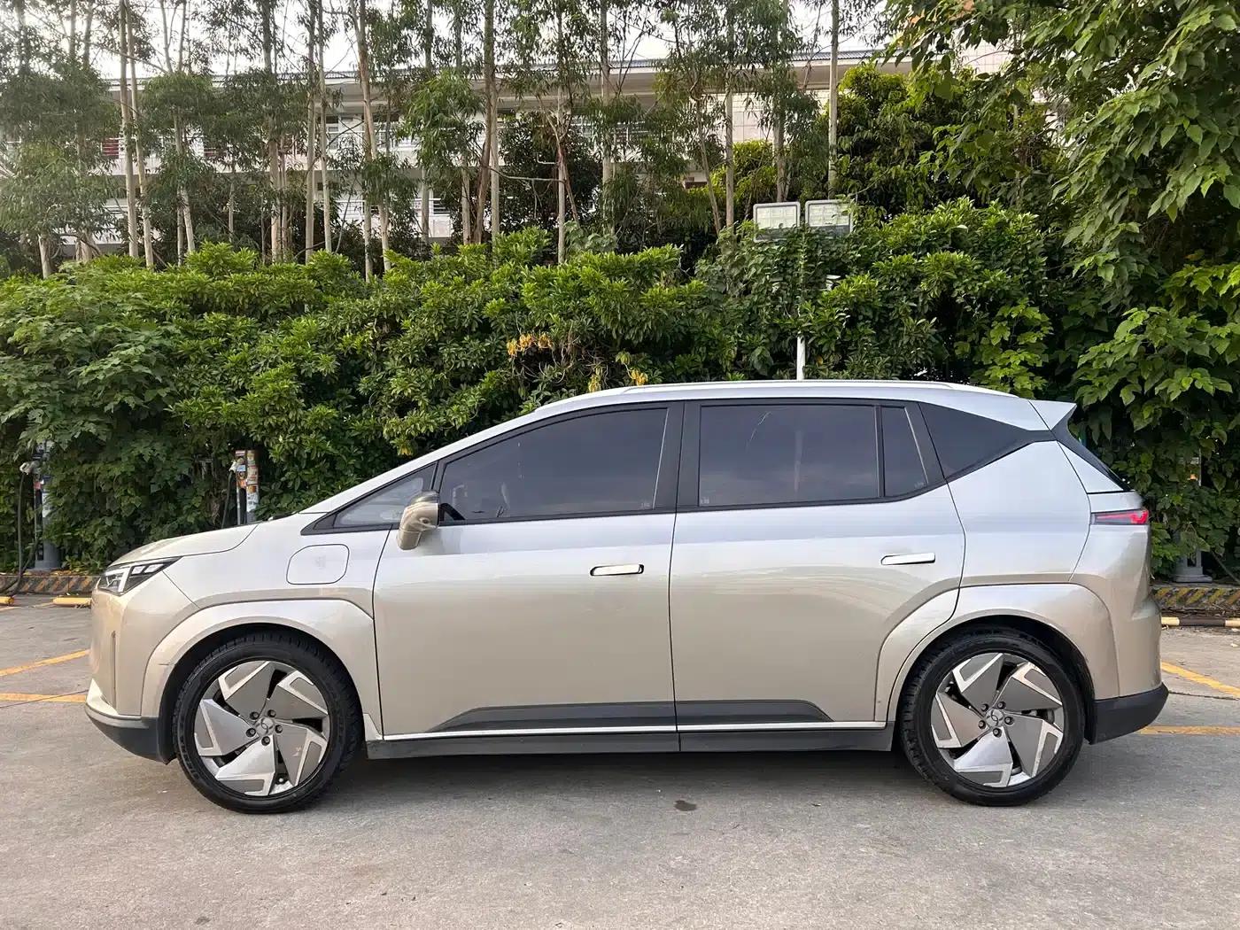 Hycan Z03 2022 Model 510km Trendy Edition 135kW 63.98kWh — миниатюра 7